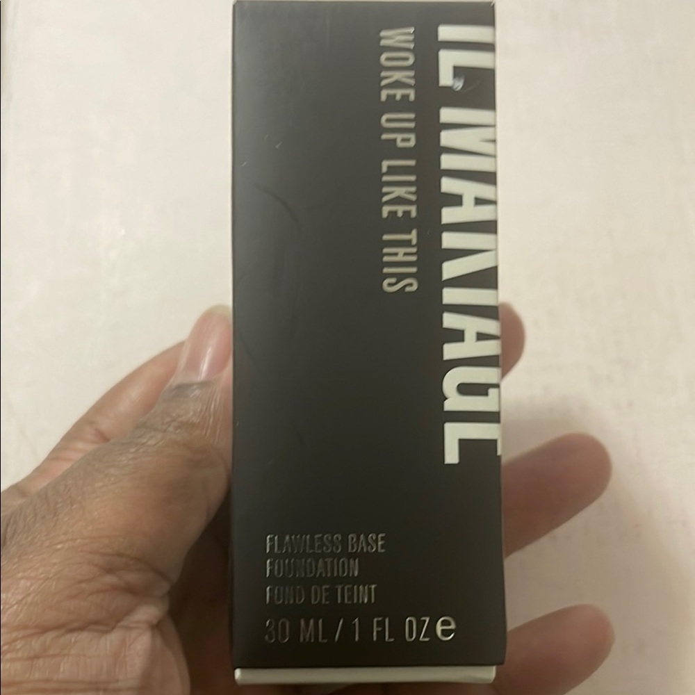 IL MAKIAGE Flawless Base Foundation NiB - Picture 2 of 4